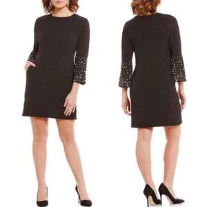 Belle Badgley Mischka Jagger Black Dress Grommet Bell Sleeves Women’s Size 6 EUC